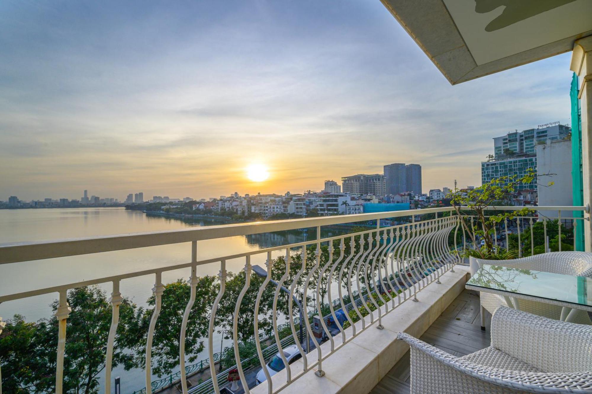 Luxe Paradise Suites Xuan Dieu Hanoj Exteriér fotografie